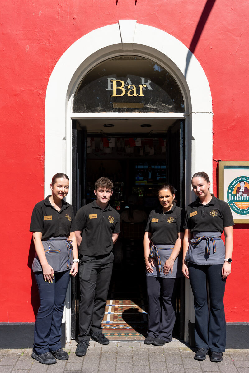 Rhonagh Sheehan, Dairmuid Forrest, Holly Hoare, and Roisín O’Connell, outside Johnny’s Bar within The Blarney Castle Hotel. Picture: by Noel Sweeney Rhonagh Sheehan, Dairmuid Forrest, Holly Hoare, and Roisín O’Connell, outside Johnny’s Bar within The Blarney Castle Hotel. Picture: by Noel Sweeney