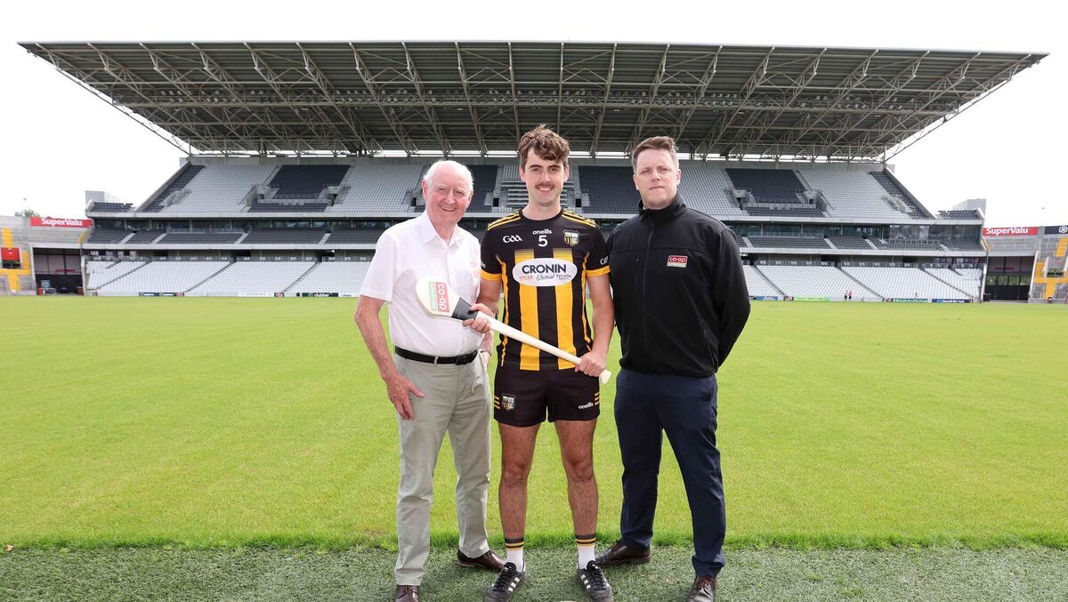 Kilbrittain captain Tomás Sheehan with Cork County Board chairperson Pat Horgan and Jerry Riordan of Co-op SuperStores at the launch of the county hurling championships at SuperValu Páirc Uí Chaoimh. Picture: Jim Coughlan