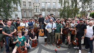 Markéta Irglová expresses condolences at ‘tragic loss’ of Glen Hansard Markéta Irglová expresses condolences at ‘tragic loss’ of Glen Hansard