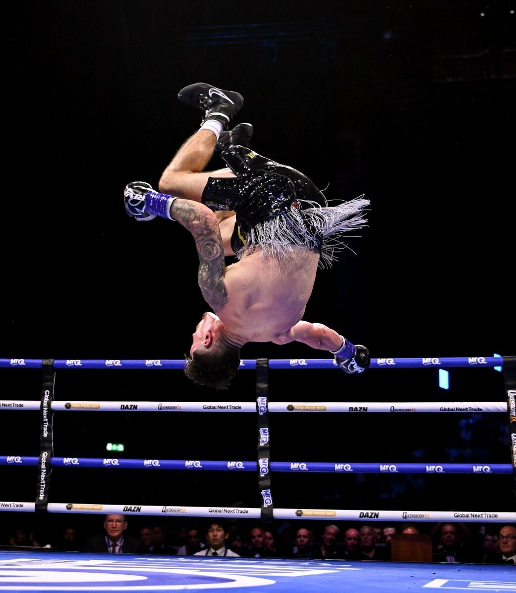Steven Cairns celebrates after being declared victorious over Senan Kelly. Picture: David Fitzgerald/Sportsfile