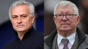 Jose Mourinho reveals he signed contract to succeed Alex Ferguson at Man Utd Jose Mourinho reveals he signed contract to succeed Alex Ferguson at Man Utd