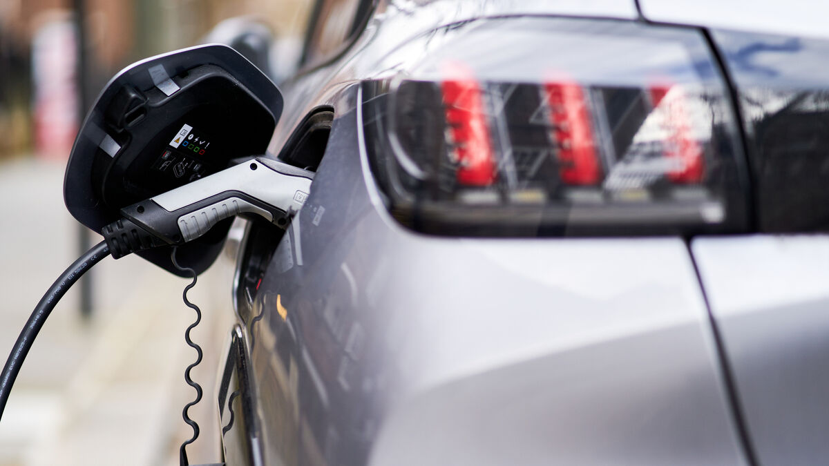 Cork City Council plan for electric car chargers hampered by new e-scooter legislation