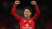 Lisandro Martinez joins Man United training camp before Dublin friendly
