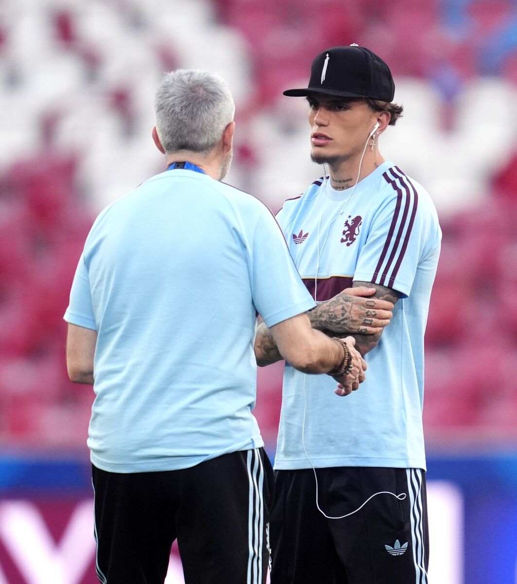 Aston Villa's Alejandro Garnacho (right) during a stadium walk at Stadion Salzburg, ahead of the UEFA Super Cup on Wednesday Picture: Adam Davy/PA Wire