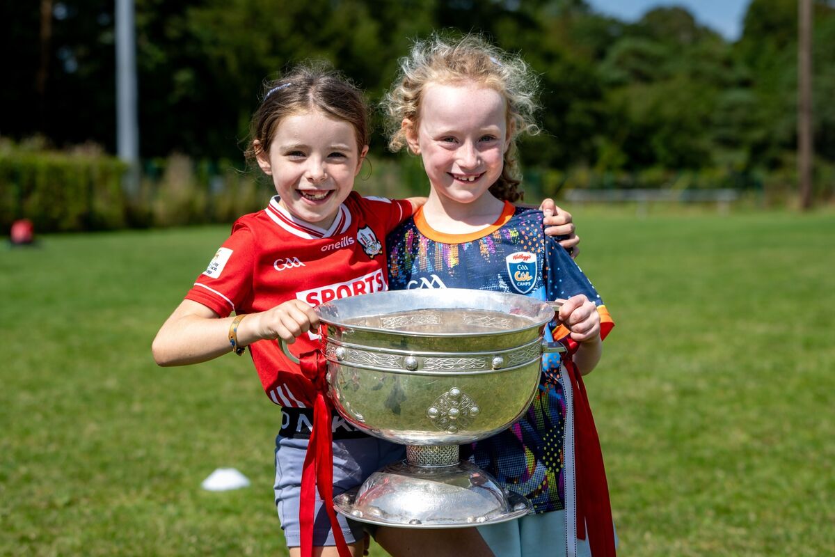  Doireann Nyhan and Aoife O’ Leary.