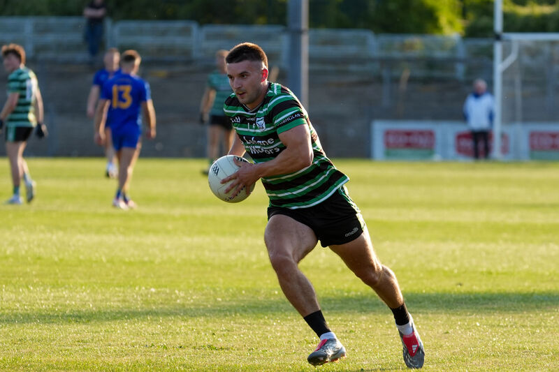 Douglas’ Shane Kingston sails towards the goals. Picture: Noel Sweeney Douglas’ Shane Kingston sails towards the goals. Picture: Noel Sweeney