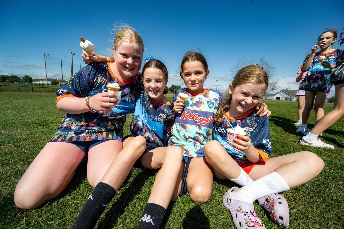 Amelia O’Bric, Laura Delaney, Alice O’Connor and Scarlett Coffey enjoy ice creams at Kellogg’s Cúl Camp at Passage West GAA. Picture: Chani Anderson Amelia O’Bric, Laura Delaney, Alice O’Connor and Scarlett Coffey enjoy ice creams at Kellogg’s Cúl Camp at Passage West GAA. Picture: Chani Anderson