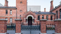 Solicitors say security lax as no weapons screening on entry to Cork courtrooms