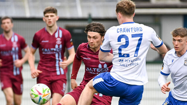 <p> Cobh Ramblers' Rhys Gourdie battles with Athlone Town's James Crawford during their SSE Airtricity League Division 1 clash at St Colman's Park. Picture: David Keane.</p>