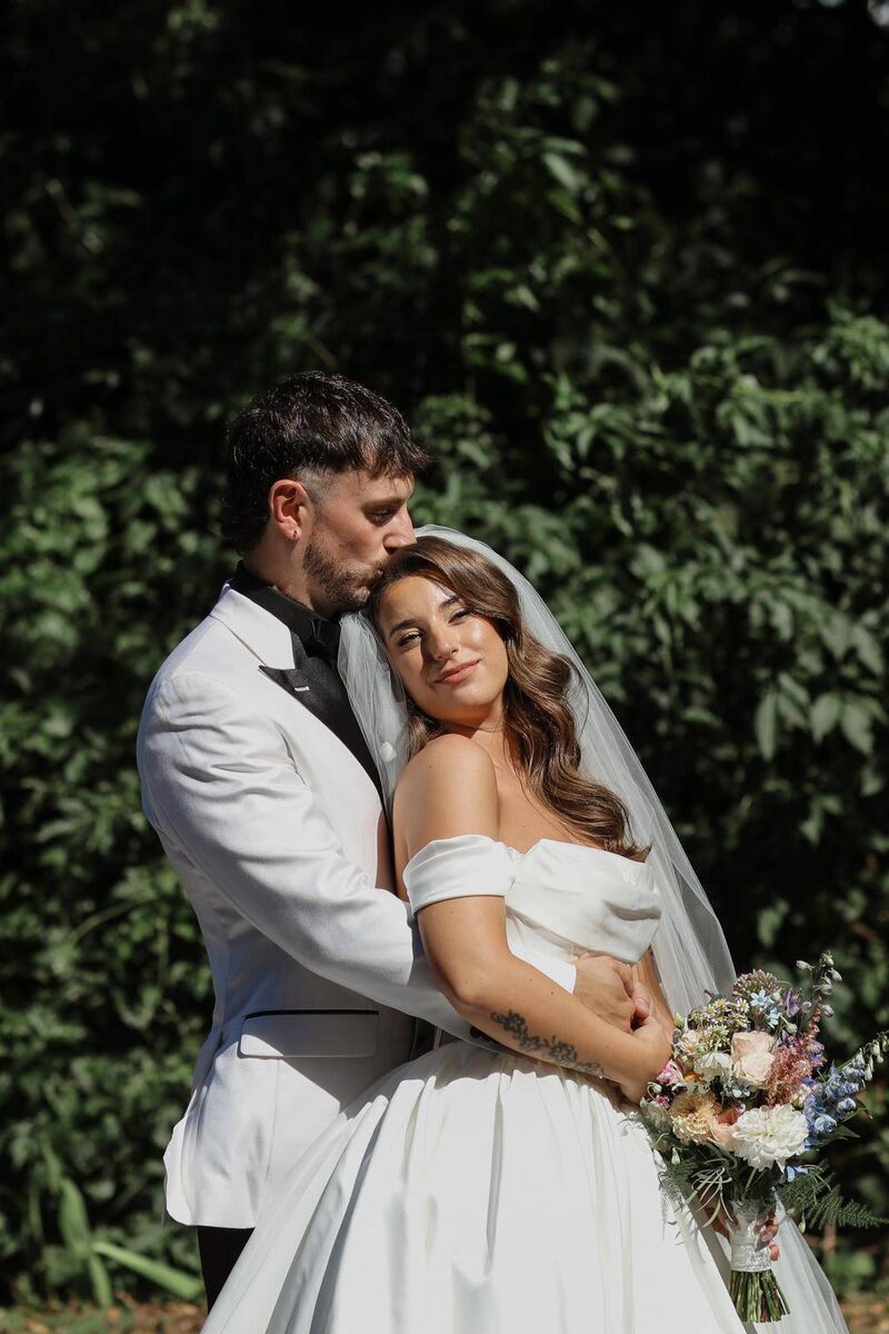 Rachel and Cameron first connected online back in 2018 and were wed in July.