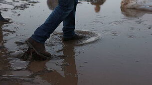Weather warning issued for widespread rain and possible thunderstorms