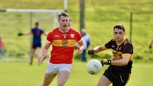 <p>Mark Griffin of Éire Óg passes the ball forward against Clyda Rovers. Picture: Noel Sweeney</p> <p>Mark Griffin of Éire Óg passes the ball forward against Clyda Rovers. Picture: Noel Sweeney</p>