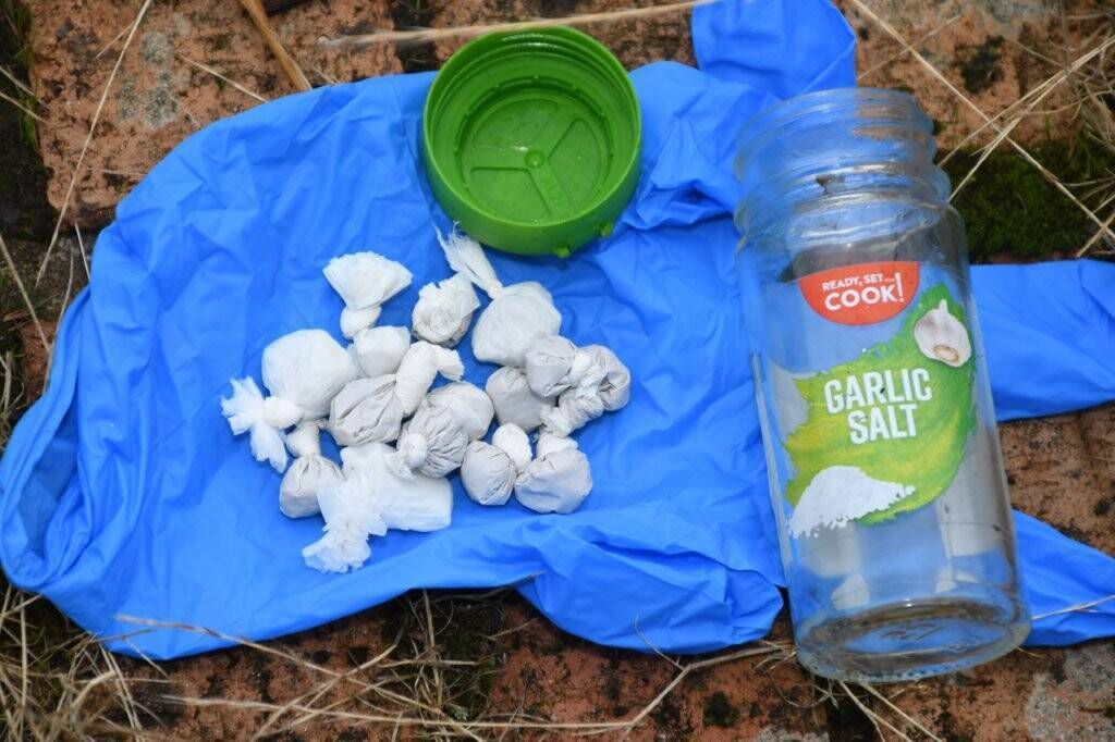 Gardaí seized €1,000 worth of suspected heroin and €600 worth of suspected crack cocaine.