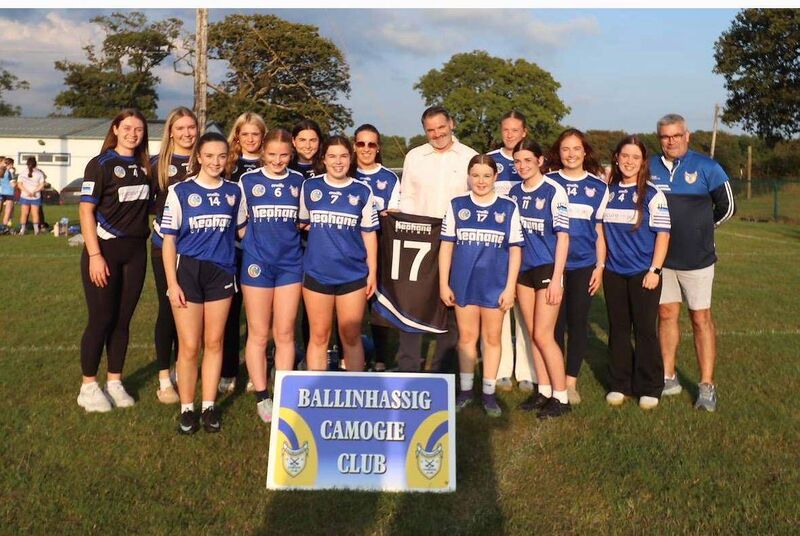 Liam Keohane of Keohane Citymix making a jersey presentation to Ballinhassig Camogie Club. Liam Keohane of Keohane Citymix making a jersey presentation to Ballinhassig Camogie Club.