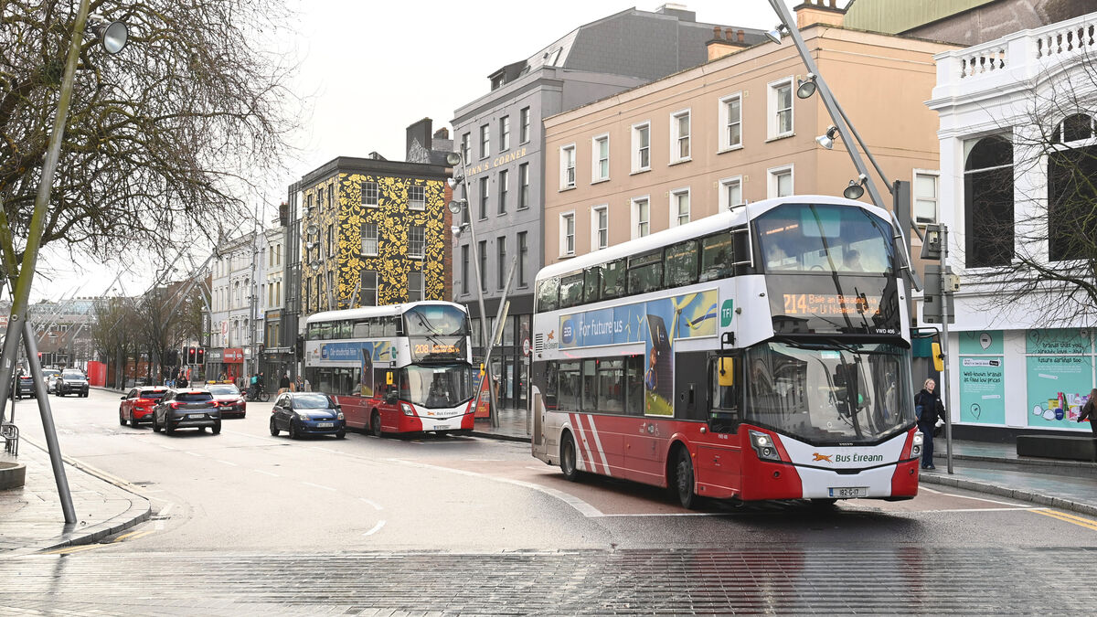 Cork councillors call for proposed public transport fare hikes to be overturned