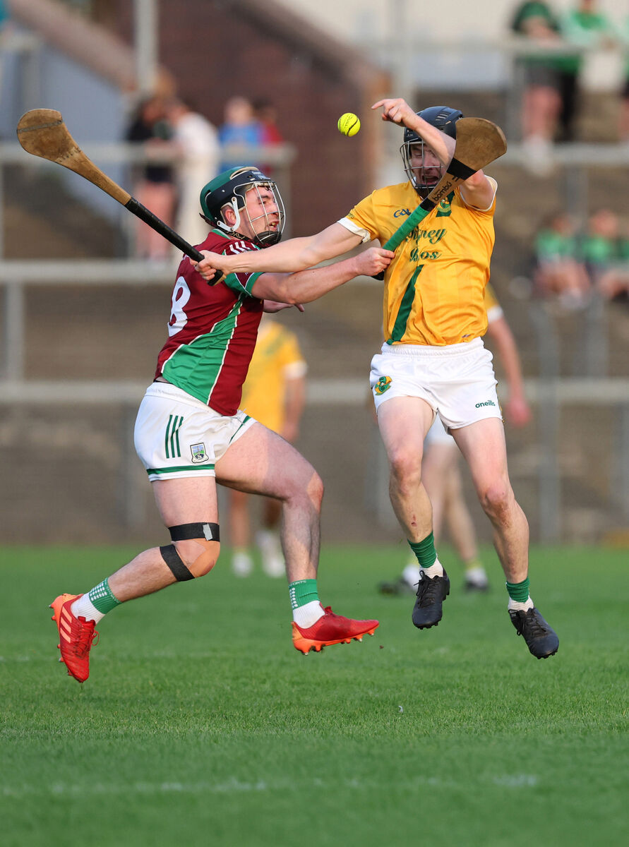  Cian Furey, Aghabullogue, tackling Shane Hegarty, Dungourney. Picture: Jim Coughlan.