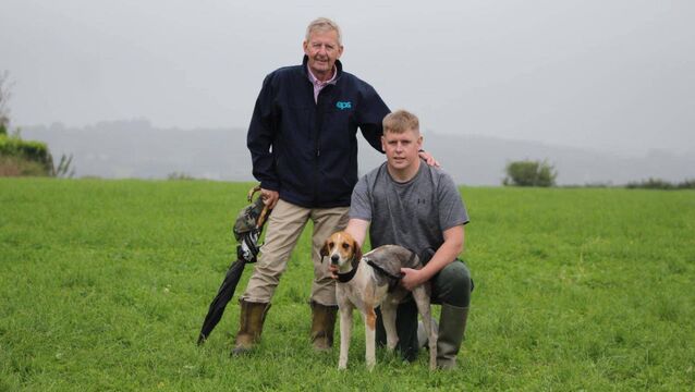 <p>Cork Draghunting: William Freyne and Ryan Duffy of Clogheen harriers with Honeysuckle winner of the Shanakiel Harriers Senior Maiden Draghunt at Newcestown. </p> <p>Cork Draghunting: William Freyne and Ryan Duffy of Clogheen harriers with Honeysuckle winner of the Shanakiel Harriers Senior Maiden Draghunt at Newcestown. </p>
