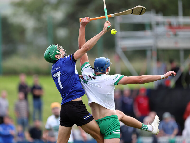 Craig Leahy of Sarsfields and Colin Walsh of Kanturk battle for the ball. Picture: Jim Coughlan Craig Leahy of Sarsfields and Colin Walsh of Kanturk battle for the ball. Picture: Jim Coughlan
