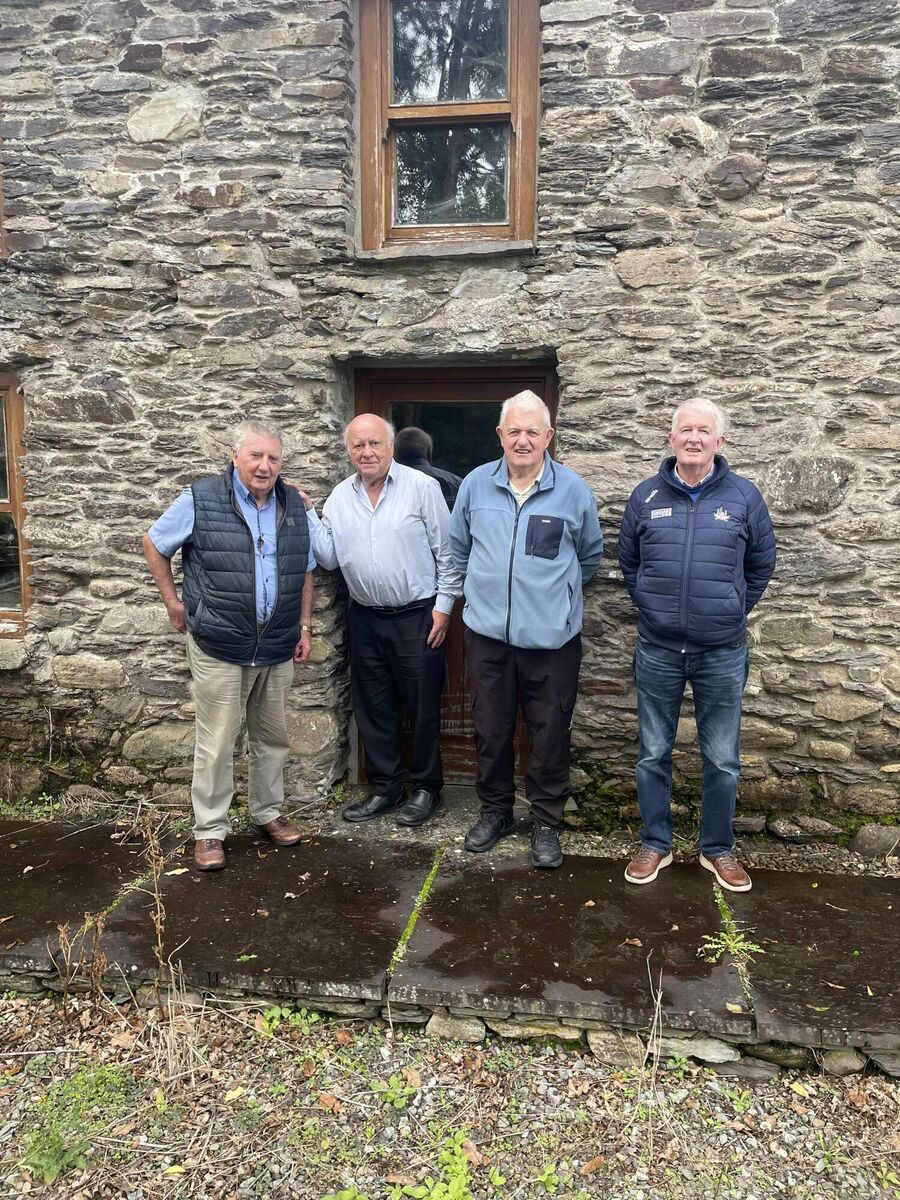 John Arnold with members of the local Doheny’s GAA club and Cian Murphy, GAA Director of Communications, to Maulabracka near Dunmanway, homestead of Sam Maguire John Arnold with members of the local Doheny’s GAA club and Cian Murphy, GAA Director of Communications, to Maulabracka near Dunmanway, homestead of Sam Maguire