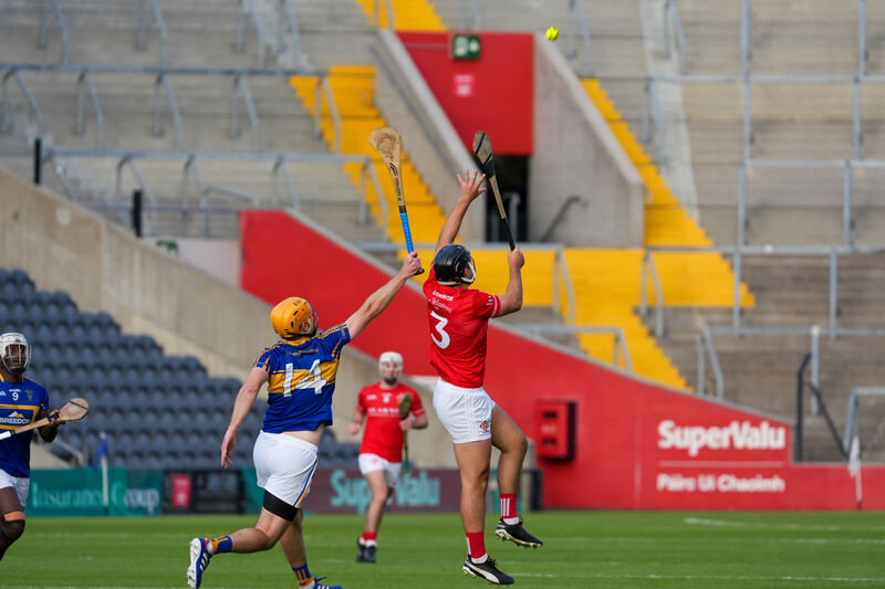 Carrigtwohill’s Liam O’Sullivan and Blarney’s Conor Power contest the high ball. Picture: Noel Sweeney Carrigtwohill’s Liam O’Sullivan and Blarney’s Conor Power contest the high ball. Picture: Noel Sweeney