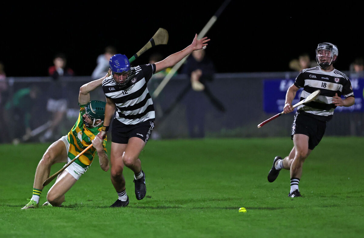 Charlie McCarthy of Midleton looks to claim possession despite the attentions of Blackrock's Ollie Walsh. Picture: Jim Coughlan Charlie McCarthy of Midleton looks to claim possession despite the attentions of Blackrock's Ollie Walsh. Picture: Jim Coughlan