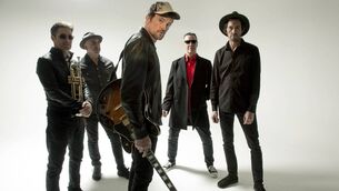 <p>The Stunning will play the festival with support from Mundy.   </p>
