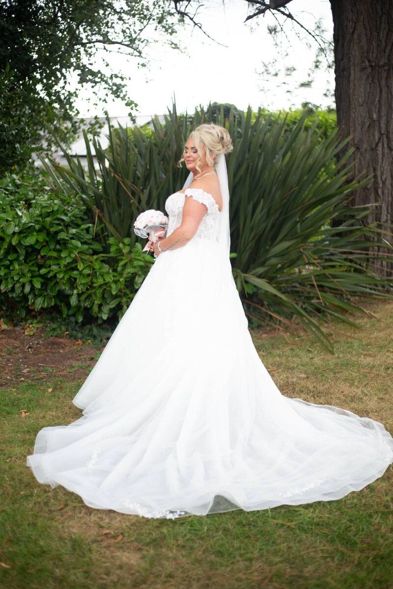 Cynthia sourced her gown from Vows in Blarney. 
