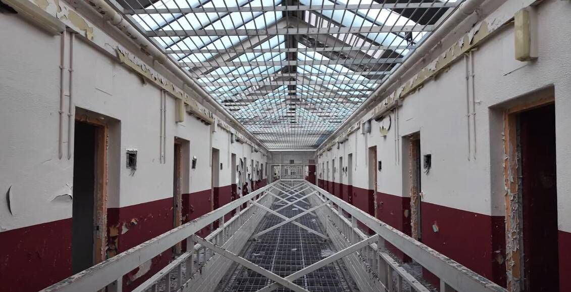 After the prison’s closure in 2016 due to a newer prison being built the jail was used in a movie about the Maze prison. After the prison’s closure in 2016 due to a newer prison being built the jail was used in a movie about the Maze prison.
