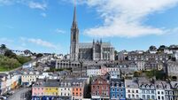 Chaotic bus parking in East Cork tourist town causing 'carnage' 
