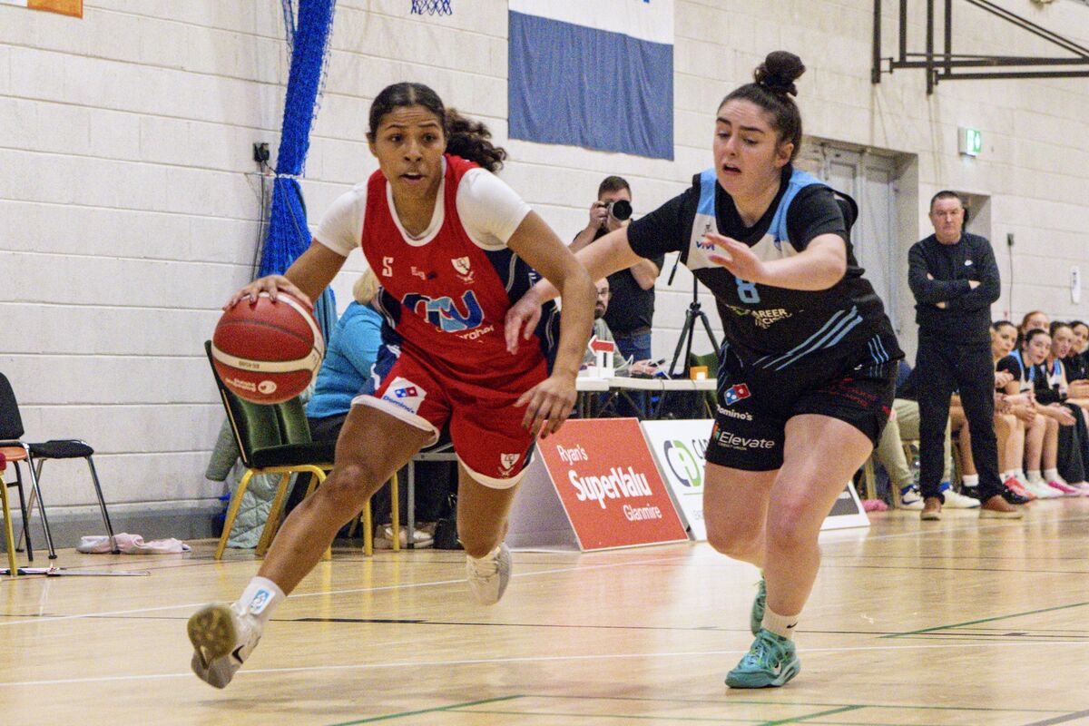 UCC Glanmire v Brunell in Upper Glanmire: Glanmire‘s Annaliese Murphy stretches to block an advance by Brunell’s Alayna Contreras: Picture Chani Anderson