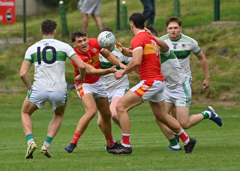 Éire Óg and Kanturk players battle for the ball. Picture: Dan Linehan Éire Óg and Kanturk players battle for the ball. Picture: Dan Linehan