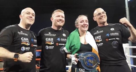 Cork's Christina Desmond wins the EBU Super Lightweight title beating Spain's Clara Lopez on points