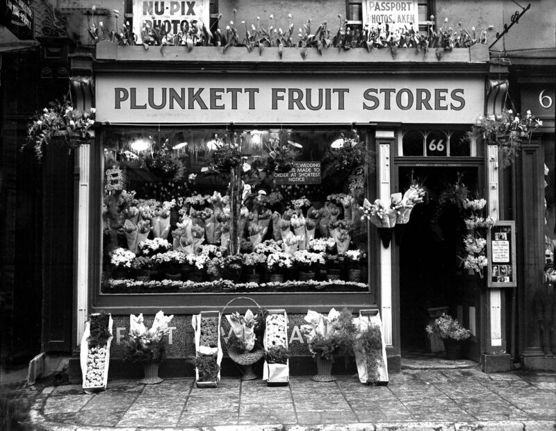 Plunkett Fruit Stores on the road in 1953. 