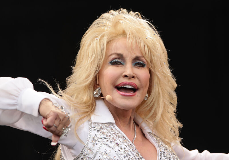 Dolly Parton’s international book-gifting programme was inspired by the star’s impoverished beginnings in rural Tennessee as one of 12 children whose father, Robert Lee Parton Snr, was an illiterate sharecropper. Dolly Parton’s international book-gifting programme was inspired by the star’s impoverished beginnings in rural Tennessee as one of 12 children whose father, Robert Lee Parton Snr, was an illiterate sharecropper.