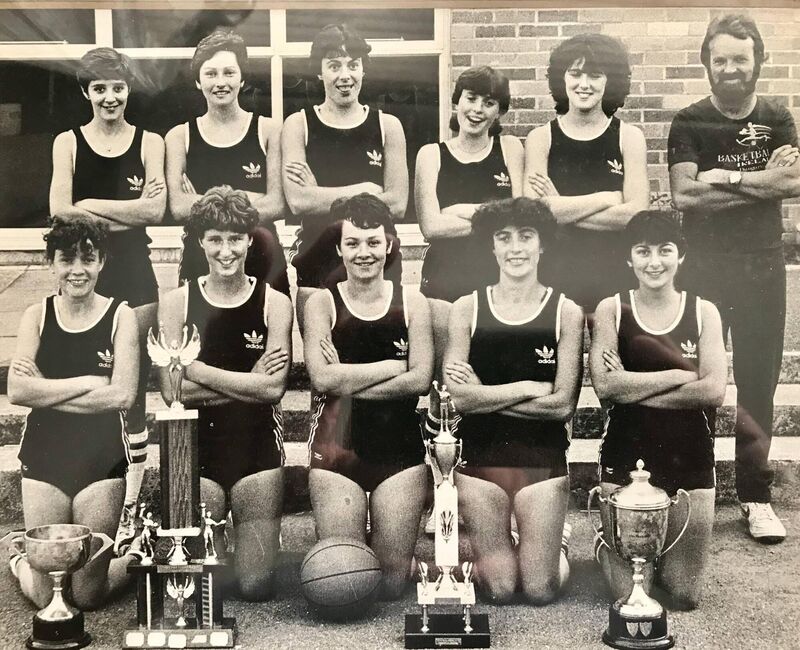 Coach Dommie Mullins with the Blarney Ladies Basketball team in 1984. 