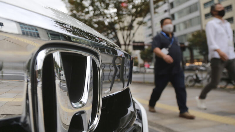 Japanese carmaker Honda reports profit rise despite pandemic