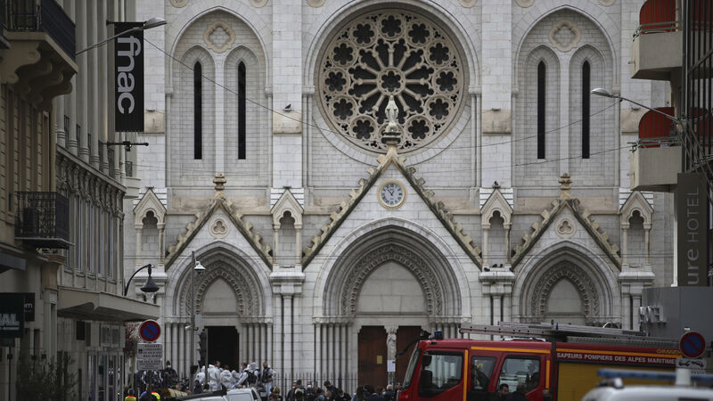 France moves to ’emergency’ alert after three killed in church attack
