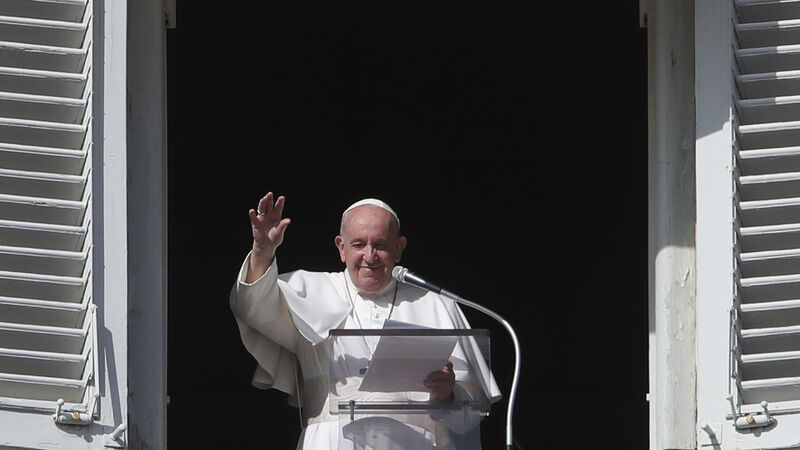 Vatican experts’ concern over Pope’s decision to forgo face covering