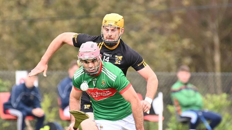 Clonakilty lead for the off to defeat Kinsale junior hurlers