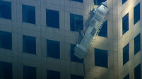Two workers rescued after scaffolding collapse in New York City