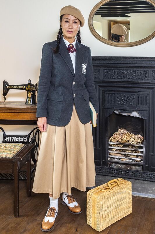  Lynda Wong in her 'back to school' outfit.