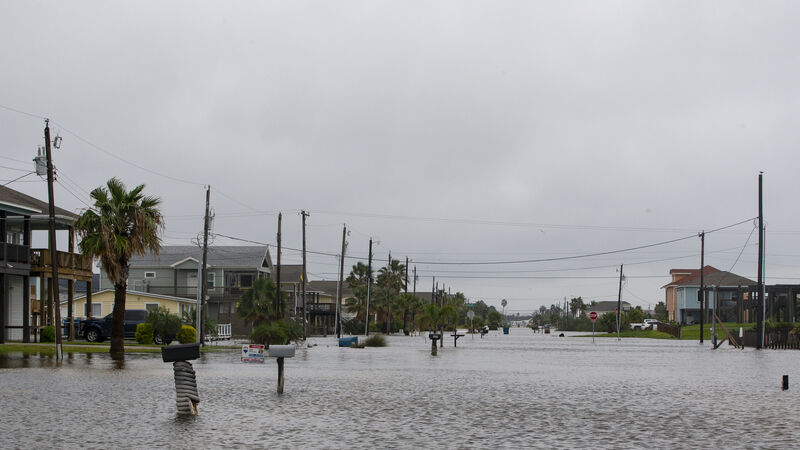 Tropical storm makes landfall on Texas coast