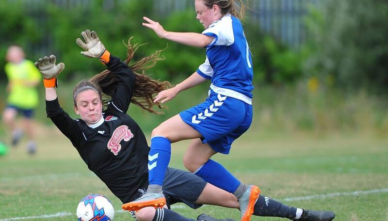 Cork City keeper Maria O'Sullivan makes a fine save to deny Limerick's Sophie Liston. Picture: Doug Minihane Cork City keeper Maria O'Sullivan makes a fine save to deny Limerick's Sophie Liston. Picture: Doug Minihane