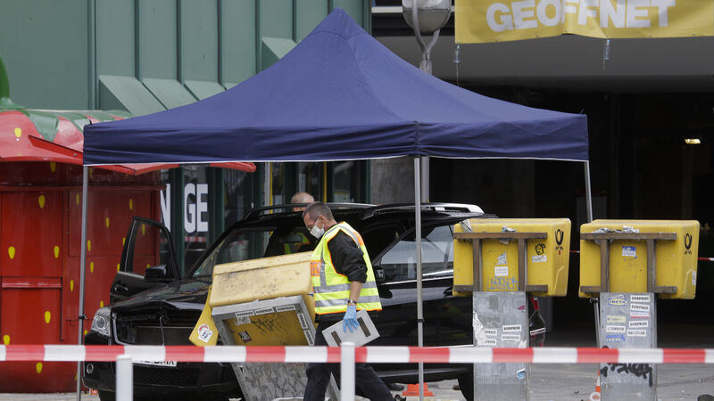 Seven injured as car hits pedestrians in Berlin