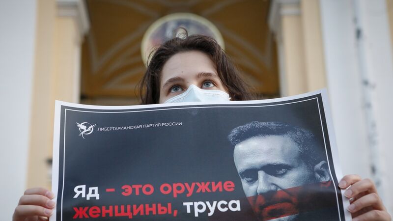 No indication Navalny was poisoned, Russian doctors say