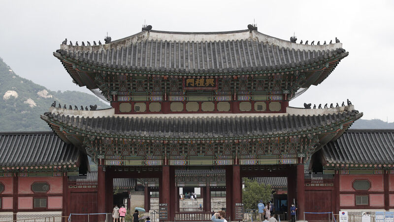 South Koreans urged to stay home as cases jump South Koreans urged to stay home as cases jump