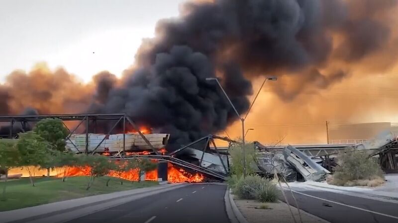 Arizona train derailment causes bridge collapse and fire Arizona train derailment causes bridge collapse and fire