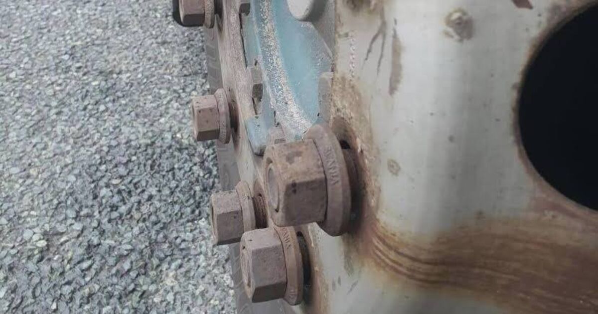 Loose wheel nuts on a HGV among number of offences detected at Cork