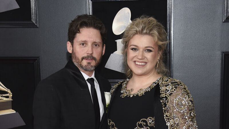 Kelly Clarkson seeks divorce from husband of nearly seven years