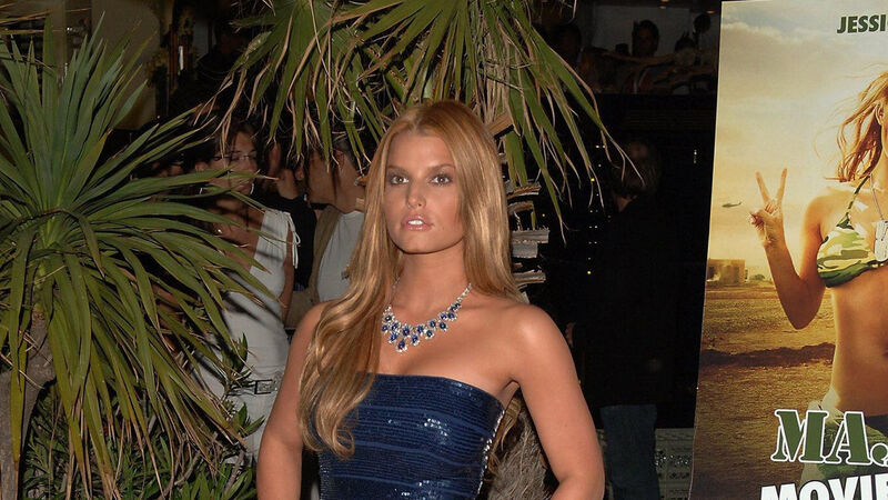 Jessica Simpson marks end of her 30s by posing in 14-year-old jeans